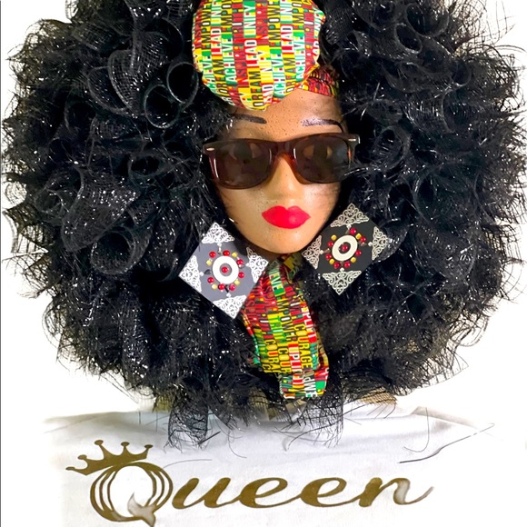 Diva Wreaths